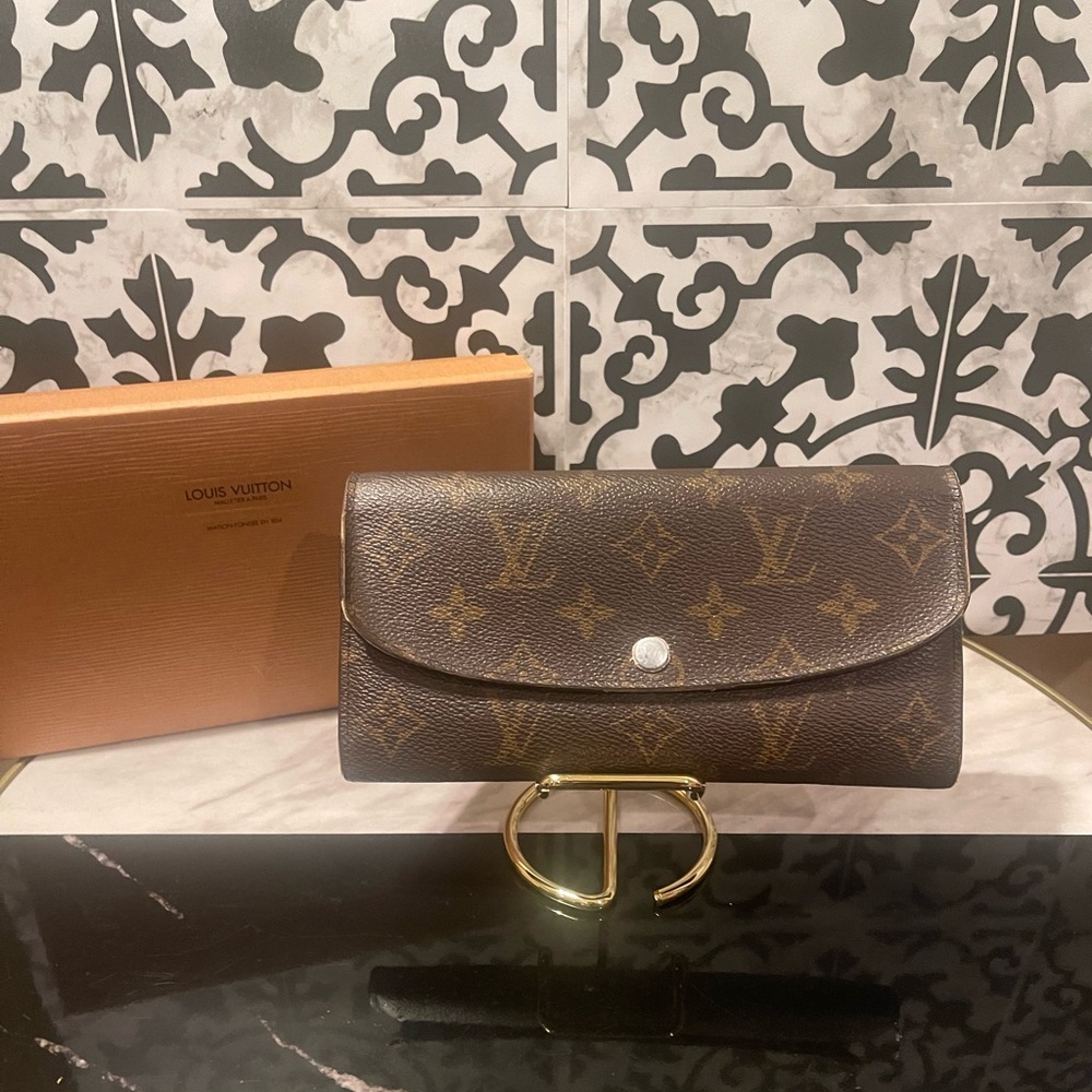 Authentic Louis Vuitton Monogram Emilie Wallet